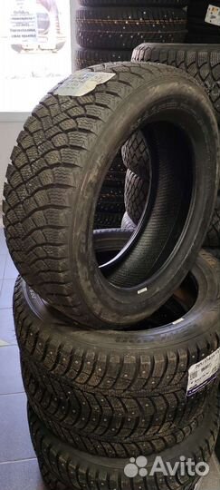 Maxxis Premitra Ice 5 SUV / SP5 205/55 R16 94T