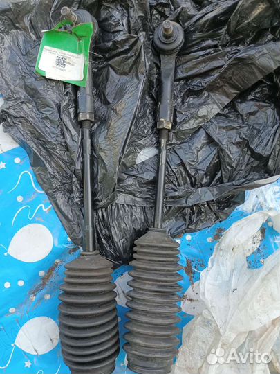 Рулевая река Nissan prairie