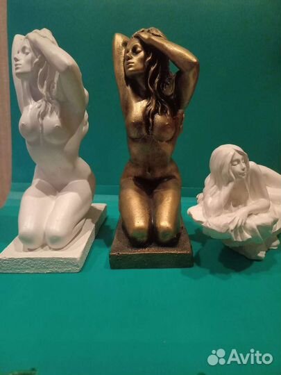 Фигурки девушек