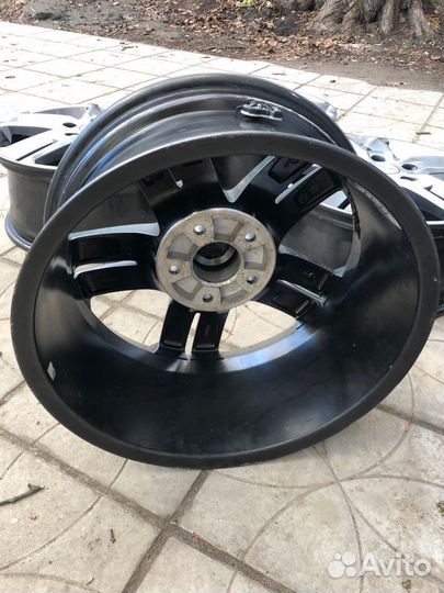 Диски литые r18 5x127