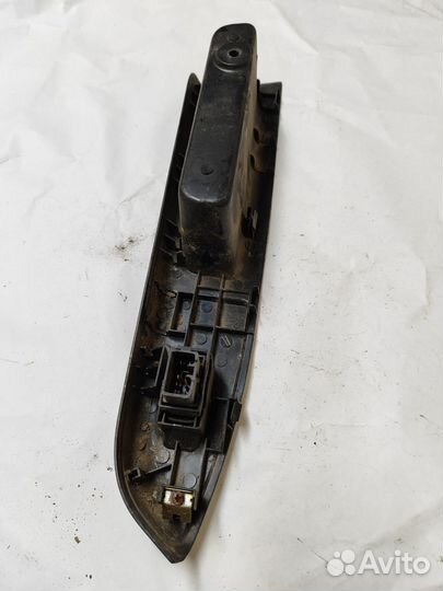 Кнопка стеклоподъёмника Hyundai Getz