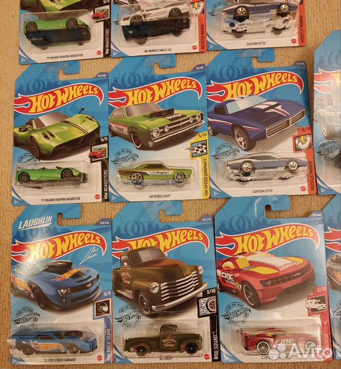 Hot wheels машинки