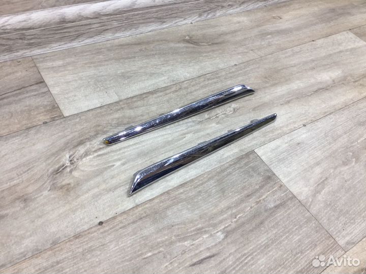 Накладка решетки радиатора правая левая Tucson 1