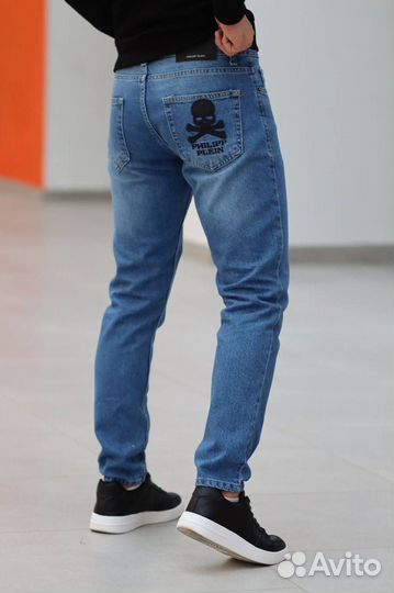 Джинсы бананы