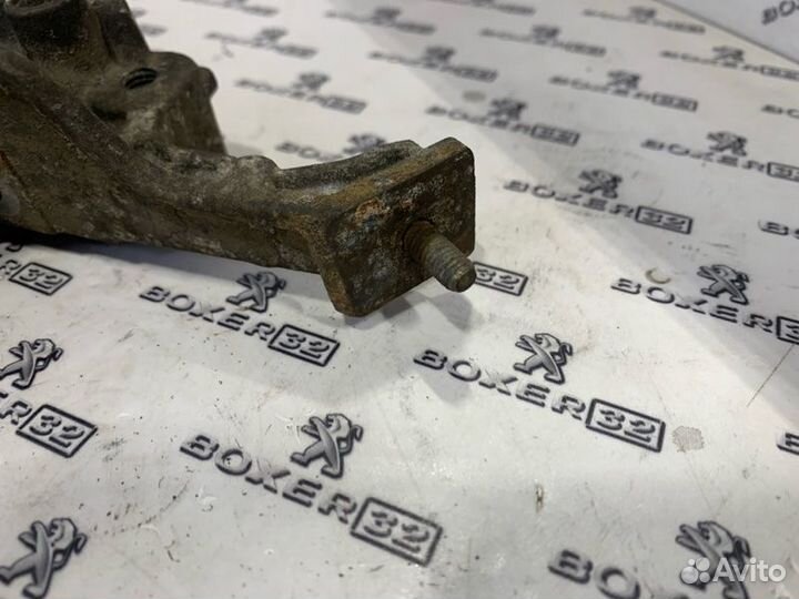 Кронштейн тнвд Fiat Ducato 244 2.0