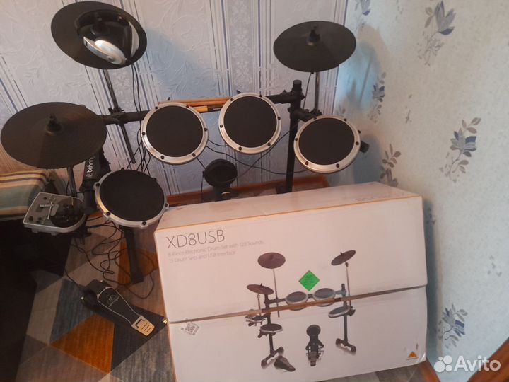 Электронная барабанная установка Behringer XD8USB