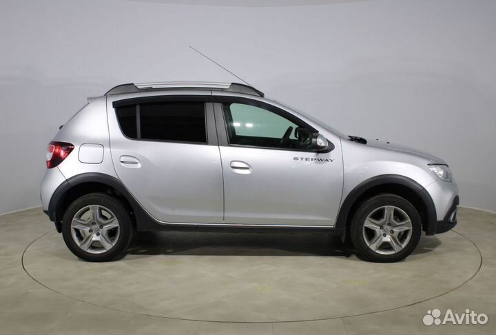 Renault Sandero Stepway 1.6 МТ, 2021, 86 100 км