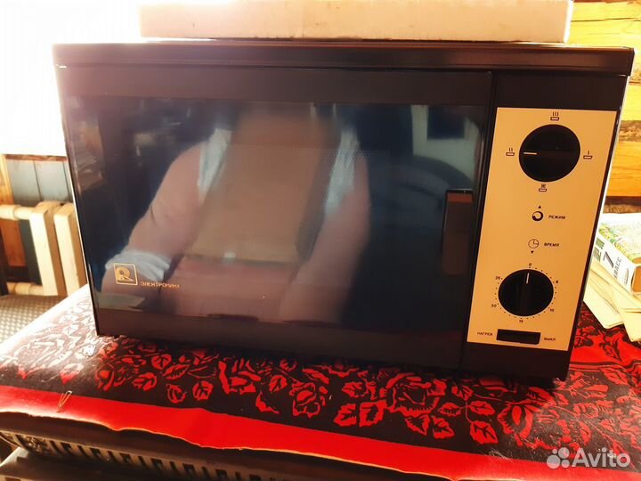 Микроволновая печь ретро