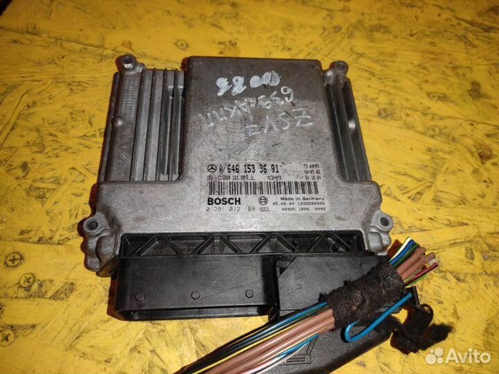 Блок управления двигателем Mercedes Viano W639 OM