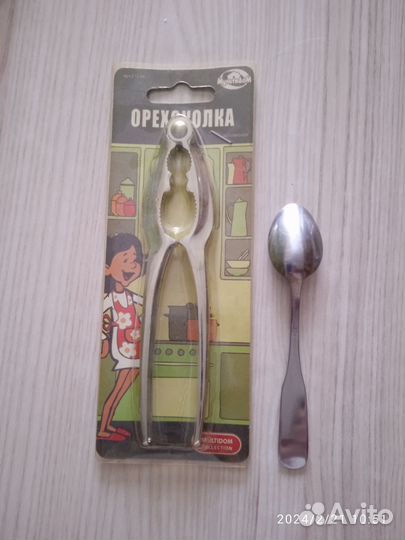 Орехоколка