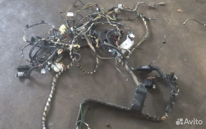 Проводка подпанельная Ford Focus 3 седан 1.6мт