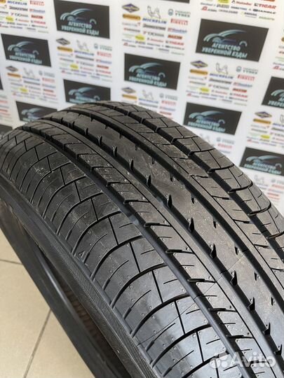 Yokohama BluEarth E70BZ 215/55 R17 94V