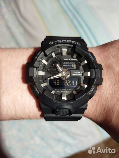 Часы Casio G-Shock GA-700