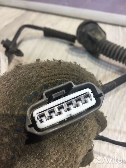 Проводка двери коса Nissan almera G15 Лев