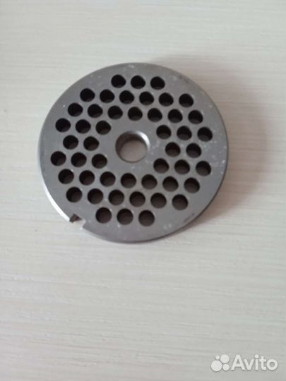 Нож и решетки для мясорубки