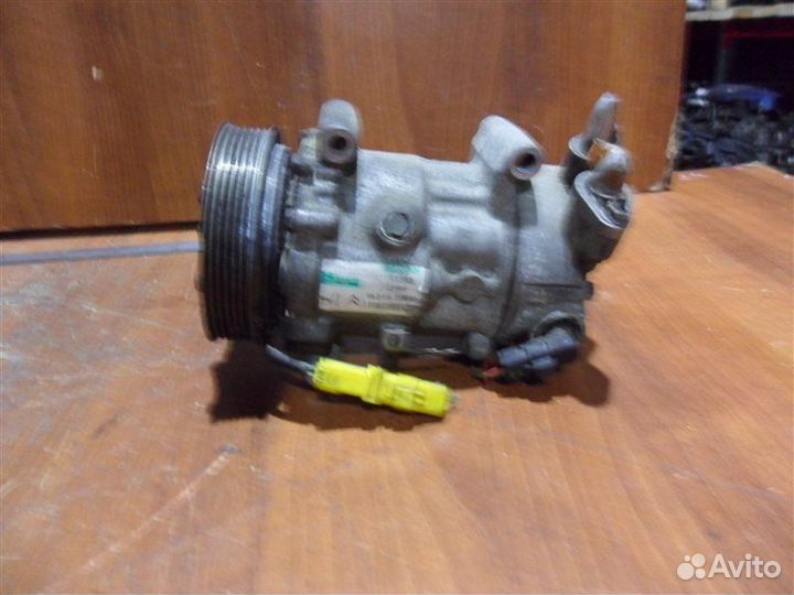 Компрессор кондиционера Peugeot/Citroen 307/C4