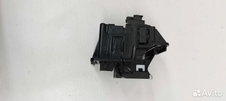 Кнопка стояночного тормоза Skoda Octavia A8