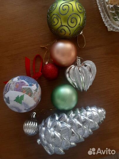 Елочные игрушки