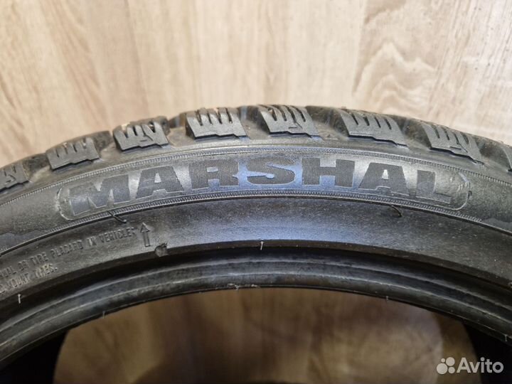 Marshal I'Zen KW22 225/40 R18 92T