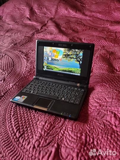 Ноутбук Asus eee PC 700 (новый)