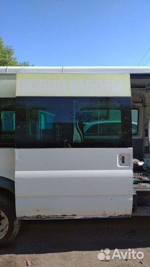 Дверь боковая сдвижная Форд Транзит правая