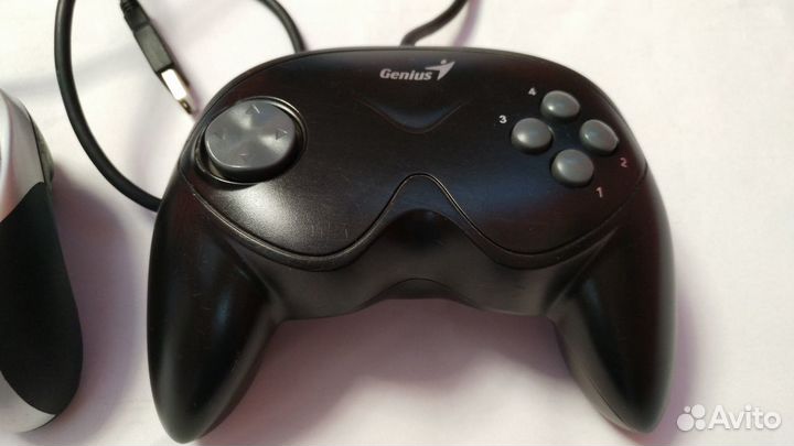 Genius MaxFire G-08XU