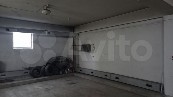 Машиноместо, 10 м²