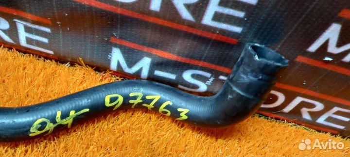 Патрубок системы охлаждения Mercedes-Benz E-Class