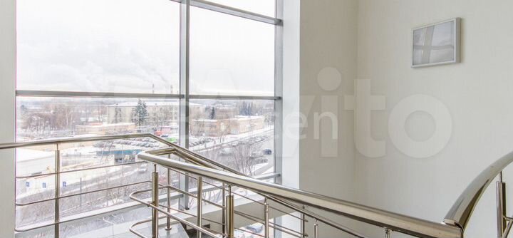 Недалеко от метро офис 33.5 кв.м в аренду