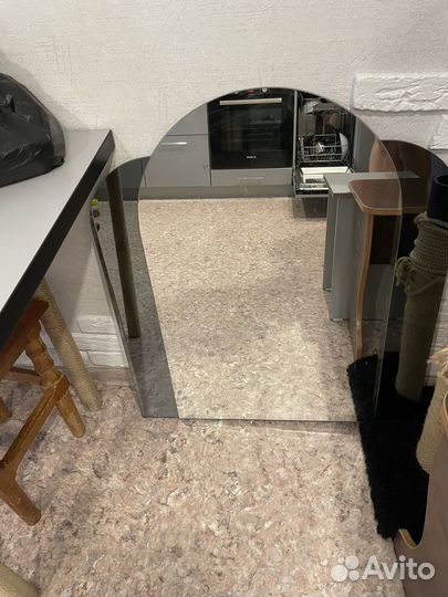 Зеркало настенное