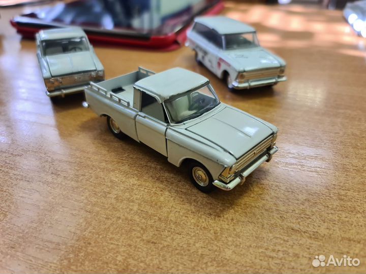 Модель СССР 1:43. Москвичи (чума)