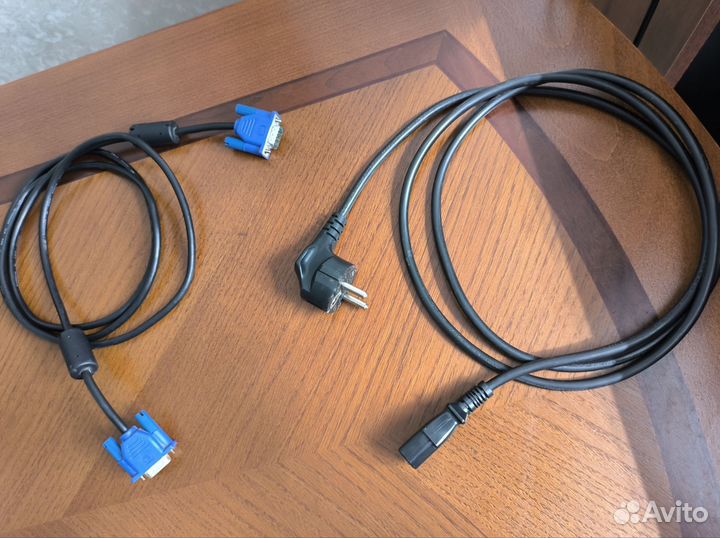 Монитор LG flatron W1943SS