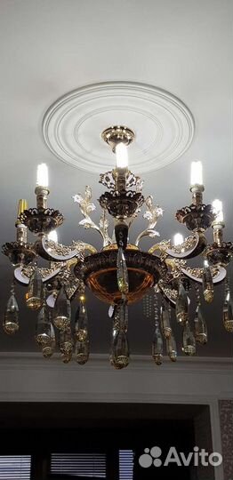 Люстра новая