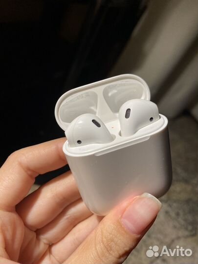 Беспроводные наушники AirPods 1 (оригинал)