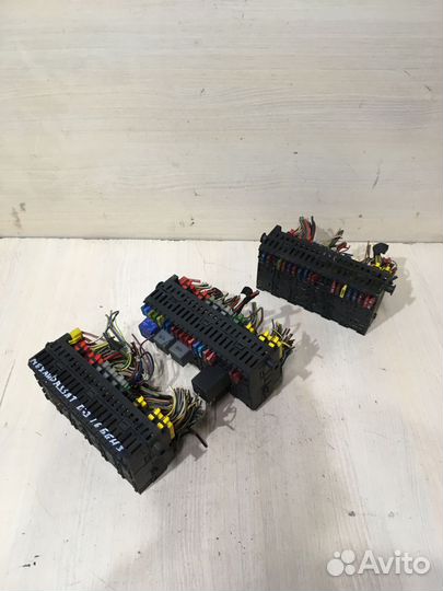 Блок предохранителей Фольксваген пассат Б3