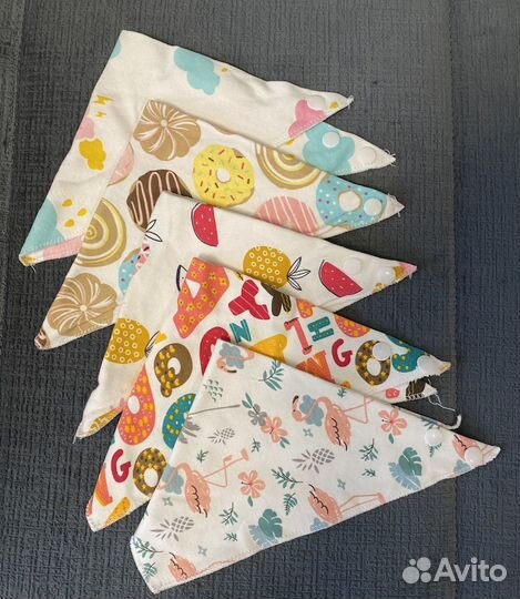 Набор слюнявчиков