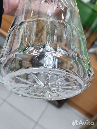 Хрустальная ваза. Гусь Хрустальный