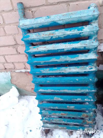 Батарея чугунная