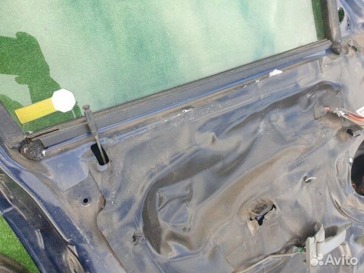 Уплотнитель стекла Бархотка передний левый Jeep