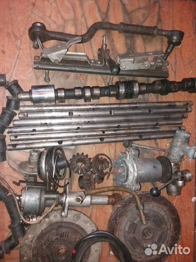 В разборке 401 407 Москвич