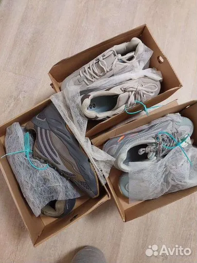 Adidas Yeezy Boost 700 v2