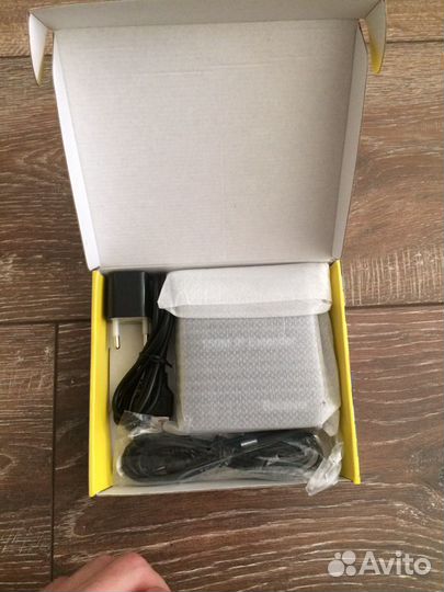 Приемник удлинителя по витой паре hdmi ) hdmi Orie
