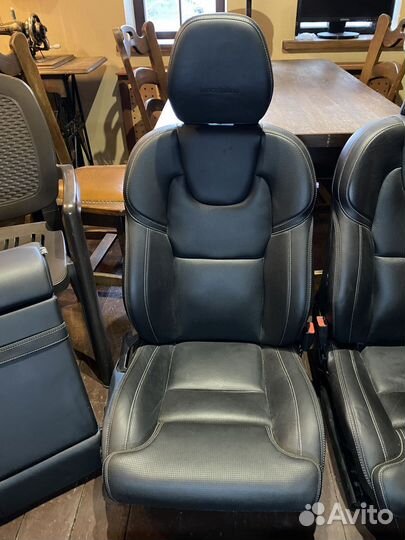 Салон к-т черная кожа электро Volvo XC60 2018-2025