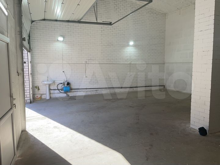 Производство, 110 м²