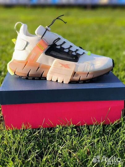 Кроссовки Reebok zig kinetika