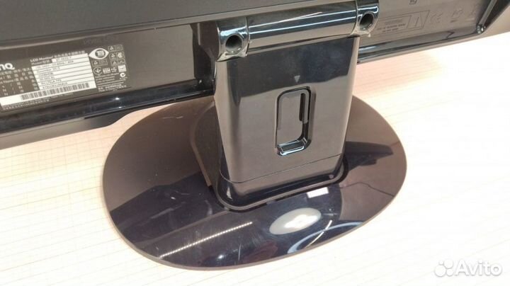 Монитор б/у 23