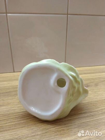 Статуэтка фарфоровая Дама в шляпке