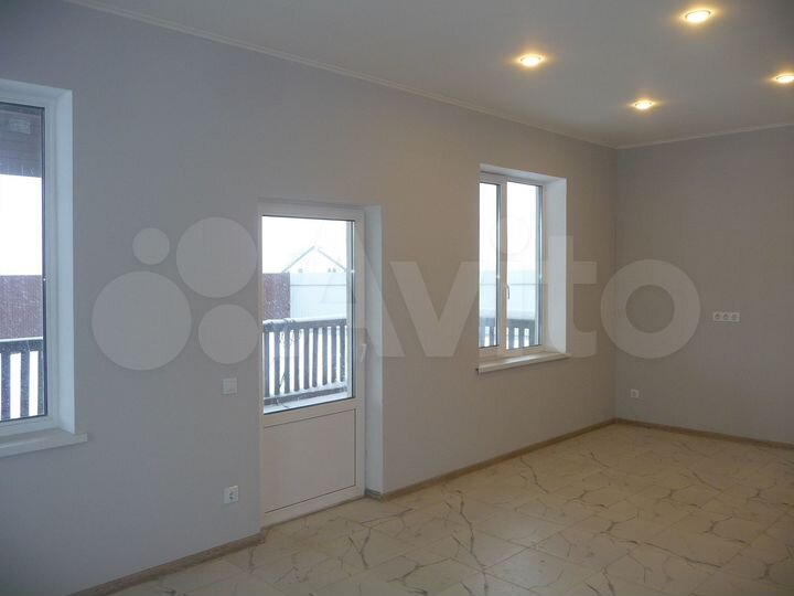 Дом 170 м² на участке 8 сот.