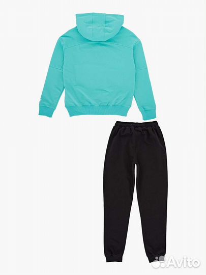 Спортивный костюм для девочки