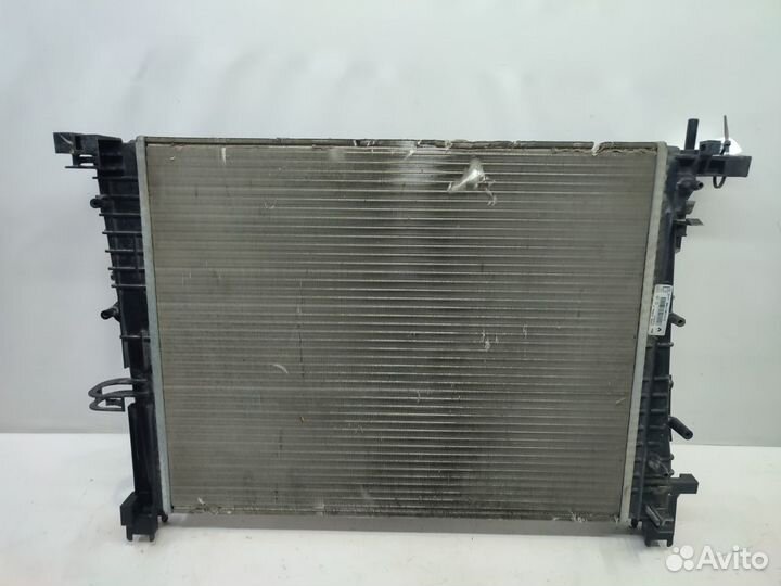 Радиатор охлаждения Renault Logan 2 2014